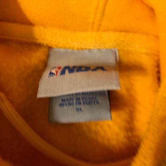 Vintage LA Lakers Pullover Embroidered Hoodie - Picture 7 of 10